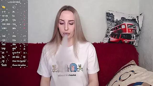 Monika_bae from StripChat is Freechat