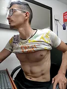 moorejhosua from StripChat is Freechat