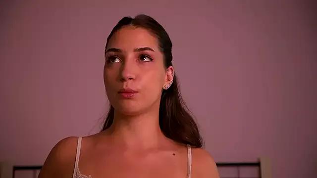 Naalani from StripChat is Freechat