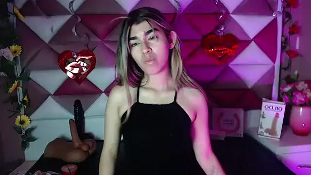 Girls: Stay up-to-date with the new immersive cumshows range and check-out the cutest escorts exhibit their wet clitoris and sweet physiques as they strip off and climax.