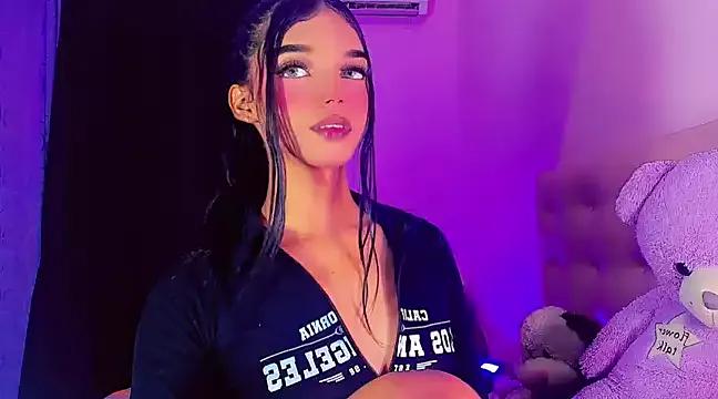 naughtygirlSX from StripChat is Freechat