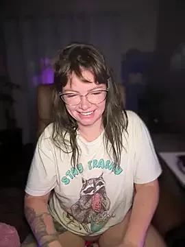 NaughtyLittleVeteran from StripChat is Freechat