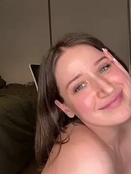 Get enchanted by the vitality and moves of our squirting, brunette and solo webcams. With their steamy costumes and masturbating shows, our gay-couples and nonude cam models are a sight to behold.