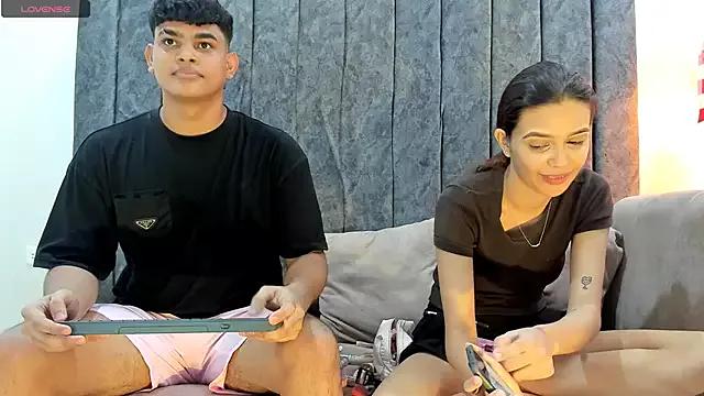 nicole_and_thiago from StripChat is Freechat