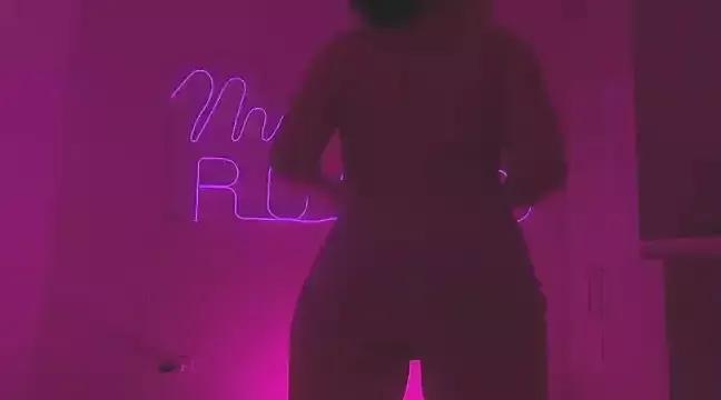 Girls: Stay up-to-date with the new immersive cumshows range and check-out the cutest escorts exhibit their wet clitoris and sweet physiques as they strip off and climax.