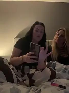 Nova-RisqueX from StripChat is Freechat