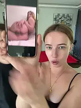 Nura_n_Sarah from StripChat is Freechat