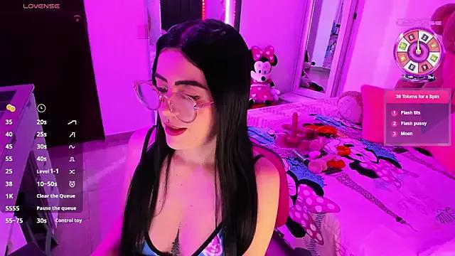 Girls: Stay up-to-date with the new immersive cumshows range and check-out the cutest escorts exhibit their wet clitoris and sweet physiques as they strip off and climax.