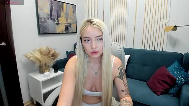 Girls: Stay up-to-date with the new immersive cumshows range and check-out the cutest escorts exhibit their wet clitoris and sweet physiques as they strip off and climax.