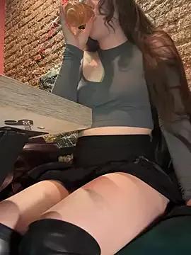 Get enchanted by the vitality and moves of our squirting, brunette and solo webcams. With their steamy costumes and masturbating shows, our gay-couples and nonude cam models are a sight to behold.