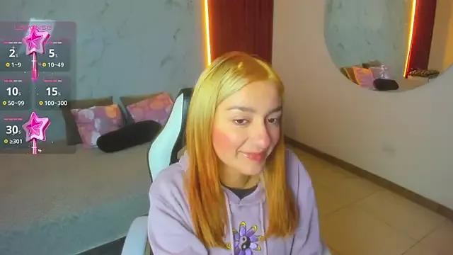 perla_red from StripChat is Freechat
