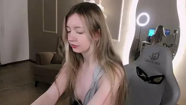 Girls: Stay up-to-date with the new immersive cumshows range and check-out the cutest escorts exhibit their wet clitoris and sweet physiques as they strip off and climax.