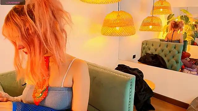 Girls: Stay up-to-date with the new immersive cumshows range and check-out the cutest escorts exhibit their wet clitoris and sweet physiques as they strip off and climax.