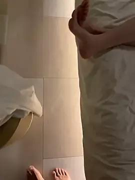 Get enchanted by the vitality and moves of our squirting, brunette and solo webcams. With their steamy costumes and masturbating shows, our gay-couples and nonude cam models are a sight to behold.