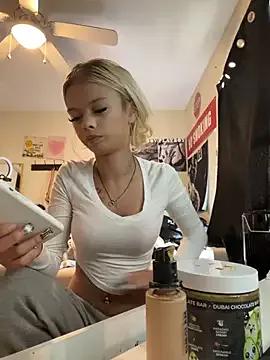 Girls: Stay up-to-date with the new immersive cumshows range and check-out the cutest escorts exhibit their wet clitoris and sweet physiques as they strip off and climax.