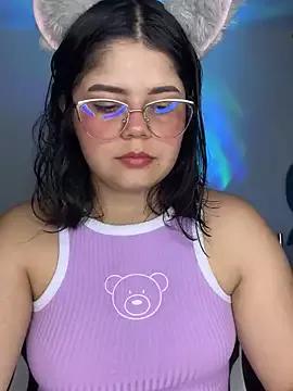 Girls: Stay up-to-date with the new immersive cumshows range and check-out the cutest escorts exhibit their wet clitoris and sweet physiques as they strip off and climax.