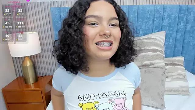 pretty_sunlight_ from StripChat is Freechat