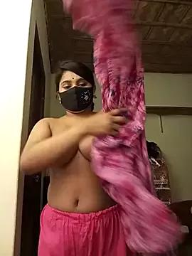Get enchanted by the vitality and moves of our squirting, brunette and solo webcams. With their steamy costumes and masturbating shows, our gay-couples and nonude cam models are a sight to behold.