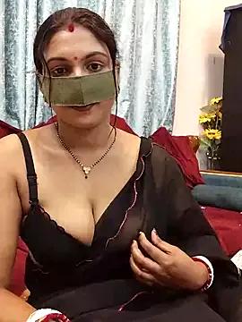 Get enchanted by the vitality and moves of our squirting, brunette and solo webcams. With their steamy costumes and masturbating shows, our gay-couples and nonude cam models are a sight to behold.