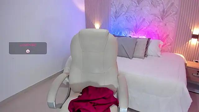 Girls: Stay up-to-date with the new immersive cumshows range and check-out the cutest escorts exhibit their wet clitoris and sweet physiques as they strip off and climax.