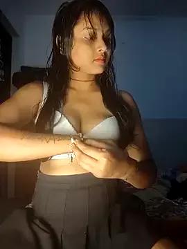 Photos of RAYI_Queen_2 from StripChat is Group