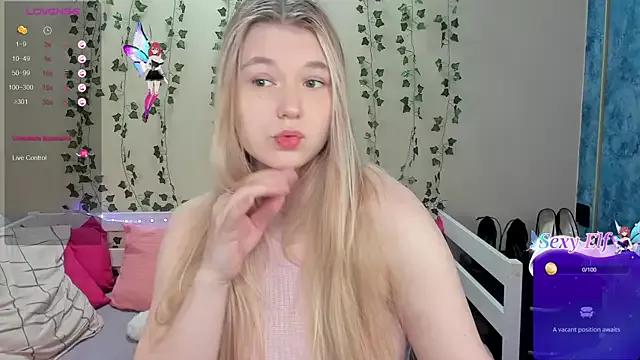 Rebecca_Kelly from StripChat is Freechat