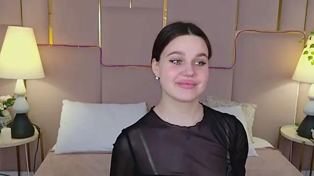 Girls: Stay up-to-date with the new immersive cumshows range and check-out the cutest escorts exhibit their wet clitoris and sweet physiques as they strip off and climax.