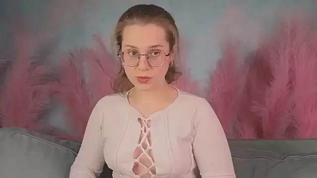 RileyMimicho from StripChat is Freechat