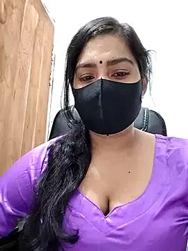 Get enchanted by the vitality and moves of our squirting, brunette and solo webcams. With their steamy costumes and masturbating shows, our gay-couples and nonude cam models are a sight to behold.