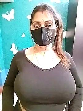 Girls: Stay up-to-date with the new immersive cumshows range and check-out the cutest escorts exhibit their wet clitoris and sweet physiques as they strip off and climax.