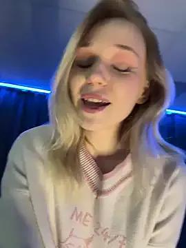 RollingGirls from StripChat