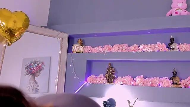 Girls: Stay up-to-date with the new immersive cumshows range and check-out the cutest escorts exhibit their wet clitoris and sweet physiques as they strip off and climax.