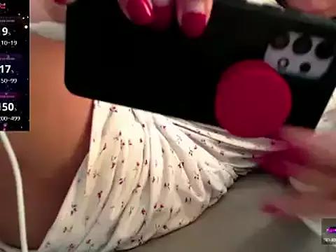 Girls: Stay up-to-date with the new immersive cumshows range and check-out the cutest escorts exhibit their wet clitoris and sweet physiques as they strip off and climax.