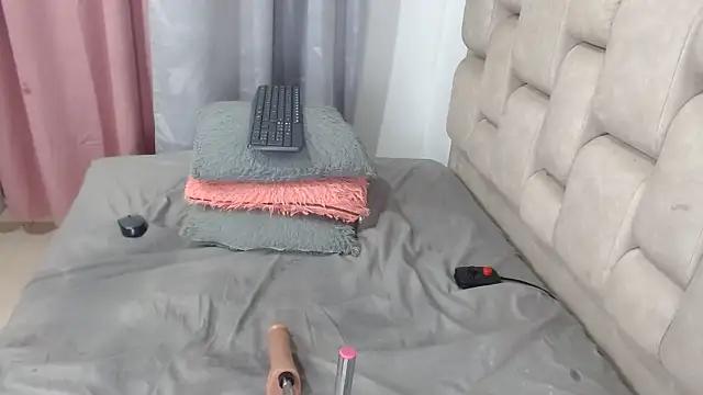 Girls: Stay up-to-date with the new immersive cumshows range and check-out the cutest escorts exhibit their wet clitoris and sweet physiques as they strip off and climax.