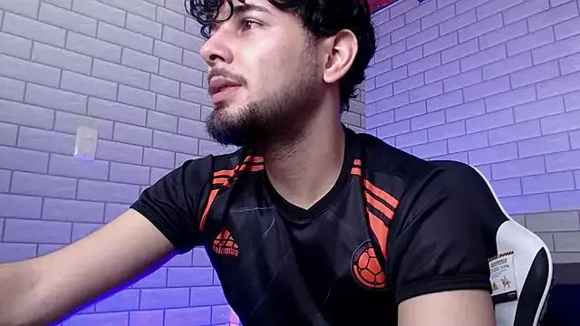Photos of Samir_bear from StripChat is Freechat
