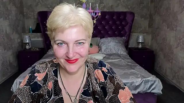 Girls: Stay up-to-date with the new immersive cumshows range and check-out the cutest escorts exhibit their wet clitoris and sweet physiques as they strip off and climax.