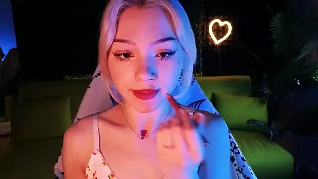 Girls: Stay up-to-date with the new immersive cumshows range and check-out the cutest escorts exhibit their wet clitoris and sweet physiques as they strip off and climax.