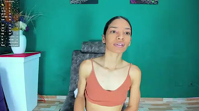 scarlett_molly from StripChat is Freechat