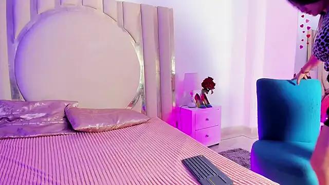 Girls: Stay up-to-date with the new immersive cumshows range and check-out the cutest escorts exhibit their wet clitoris and sweet physiques as they strip off and climax.