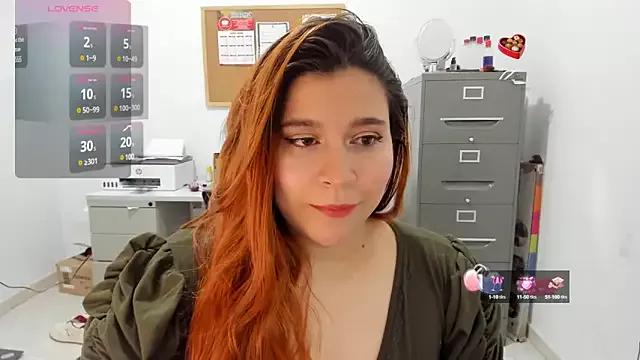 secretarysquirt from StripChat is Freechat