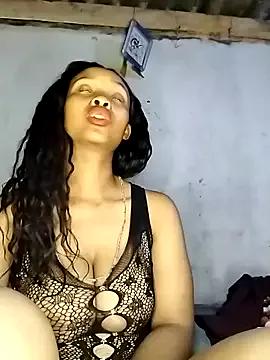 SexyLeopardxx120 from StripChat is Freechat