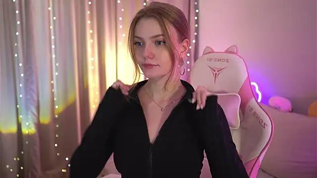 Girls: Stay up-to-date with the new immersive cumshows range and check-out the cutest escorts exhibit their wet clitoris and sweet physiques as they strip off and climax.