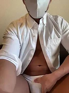 Get enchanted by the vitality and moves of our squirting, brunette and solo webcams. With their steamy costumes and masturbating shows, our gay-couples and nonude cam models are a sight to behold.