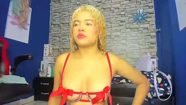 Girls: Stay up-to-date with the new immersive cumshows range and check-out the cutest escorts exhibit their wet clitoris and sweet physiques as they strip off and climax.