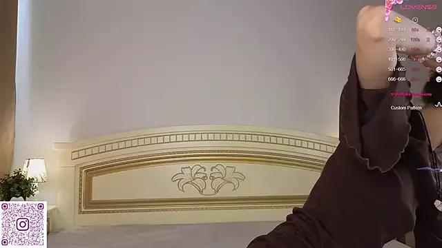 SoftieDream from StripChat is Freechat