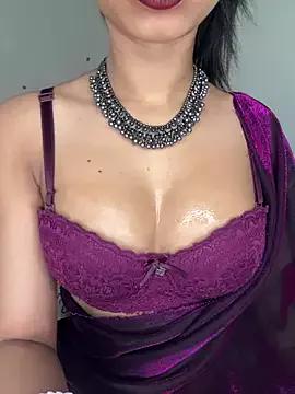 Girls: Stay up-to-date with the new immersive cumshows range and check-out the cutest escorts exhibit their wet clitoris and sweet physiques as they strip off and climax.