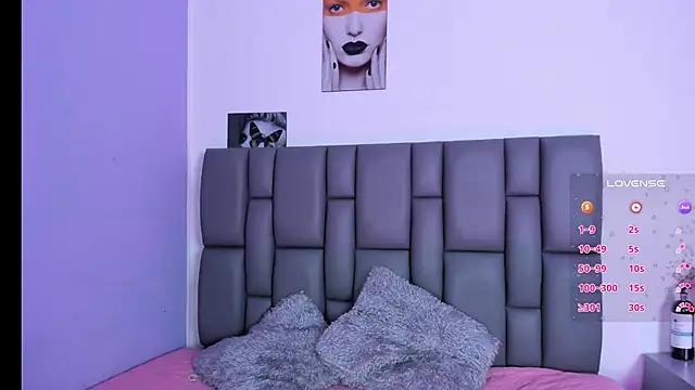 Girls: Stay up-to-date with the new immersive cumshows range and check-out the cutest escorts exhibit their wet clitoris and sweet physiques as they strip off and climax.