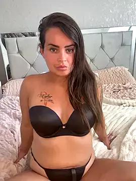 Sophie_23XX from StripChat is Freechat