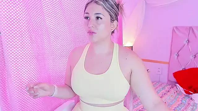 Girls: Stay up-to-date with the new immersive cumshows range and check-out the cutest escorts exhibit their wet clitoris and sweet physiques as they strip off and climax.