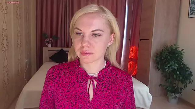 SouL_Liza from StripChat is Freechat